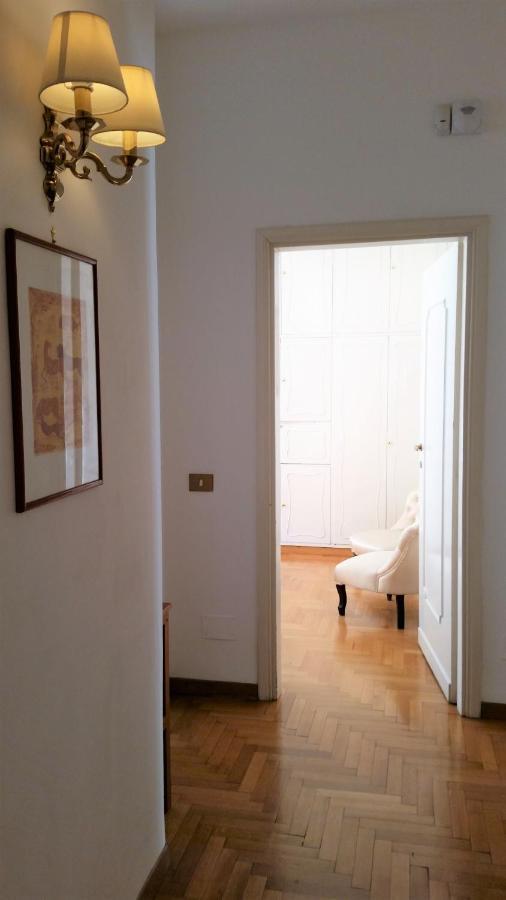 Vatican Suites Happy Holidays Rom Exteriör bild