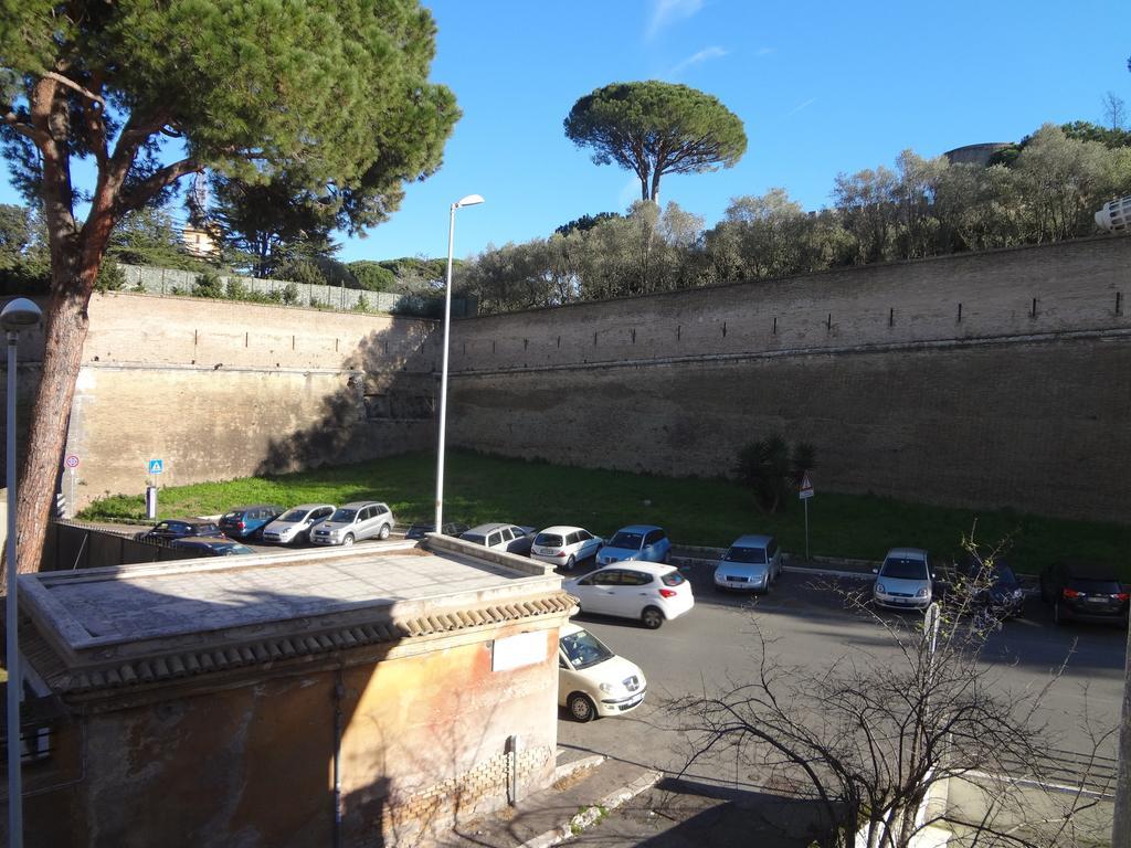 Vatican Suites Happy Holidays Rom Rum bild