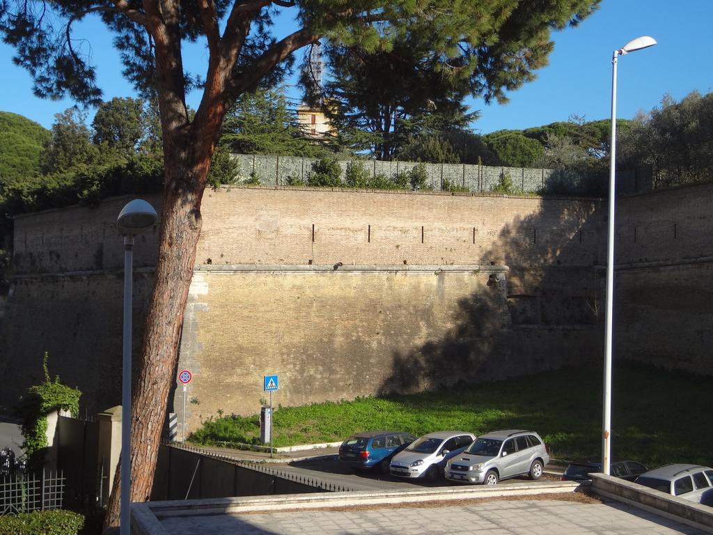 Vatican Suites Happy Holidays Rom Rum bild