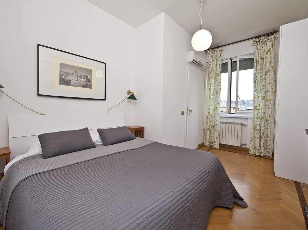 Vatican Suites Happy Holidays Rom Exteriör bild